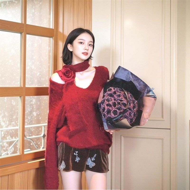 MOSS【红绫梦】秋冬国风新中式红色圣诞毛衣羊驼毛上衣女