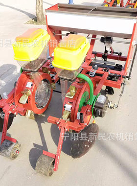 玉米花生覆膜播种机谷子 油葵棉花起垄铺膜点播机膜上种蔬菜机器