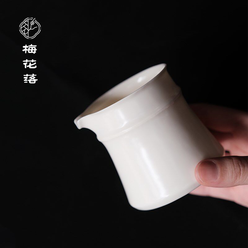 梅花落仿古白瓷盖碗印坯薄胎茶杯酥油白品茗杯纯手工龙年杯不烫手