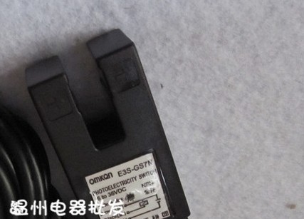 厂家直销正品中国沪工 E3S-GS7N槽型光电开关 NPN 常开