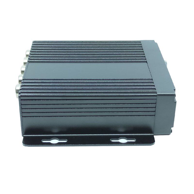高清4路SD卡车载录像机监控器同轴AHD200万车用1080P主机模拟MDVR