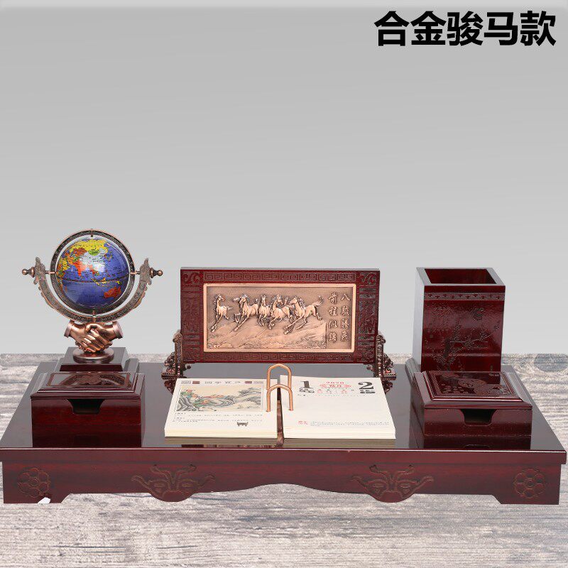 2026年木质创意台历架红木台历文台定制办公室桌面笔筒日历摆件