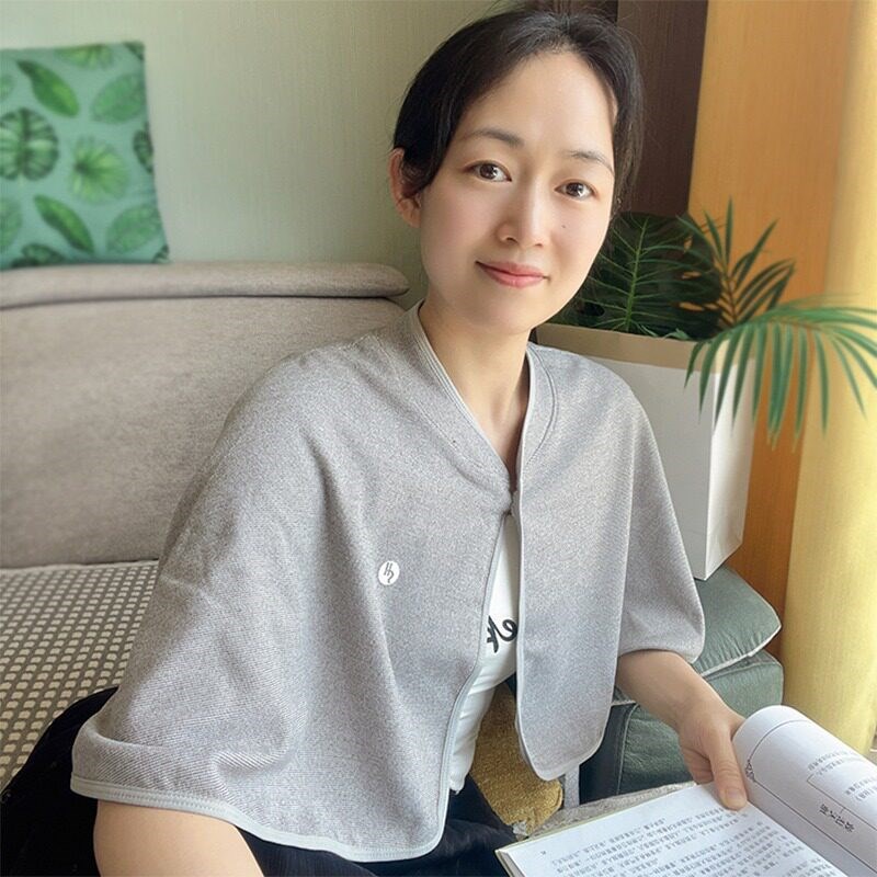 灰色短披肩女士空调房肩颈可外穿夏季斗篷小马甲办公室午睡颈椎保