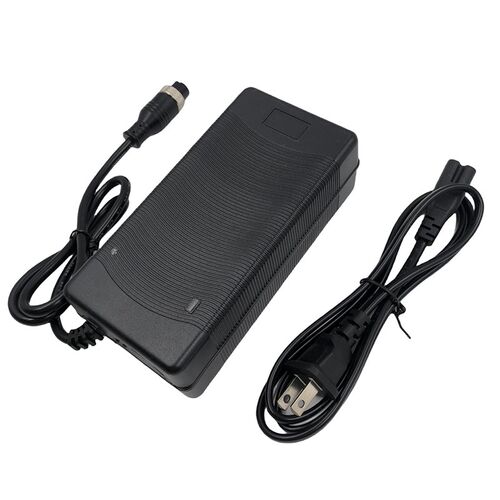 16.8V12.6V强启动电源充电器四孔双充两路12V16V3A5A锂电池充电器