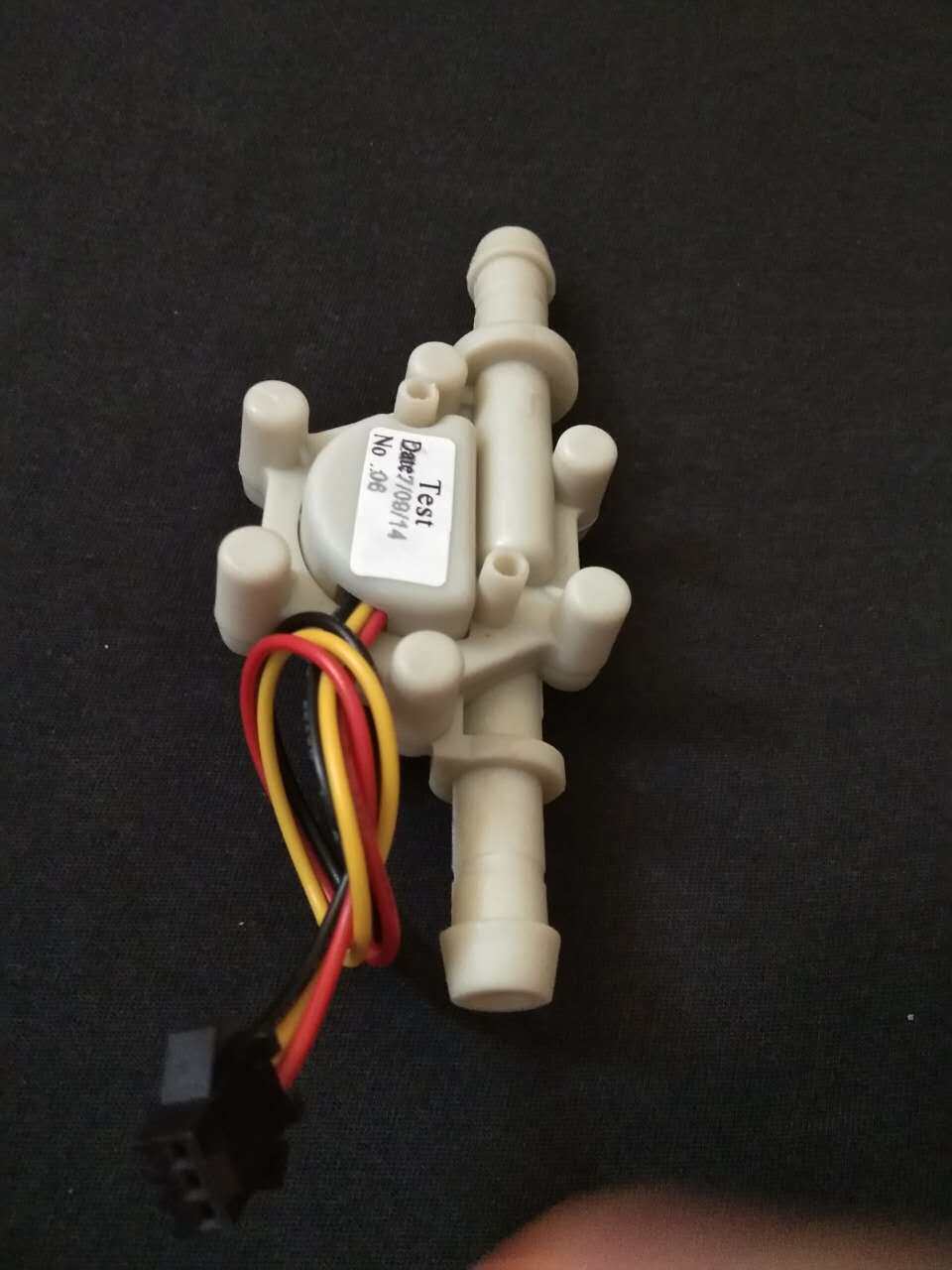 高精度涡轮微型液体流量计小型燃气热水器塑料霍尔水流量传感器