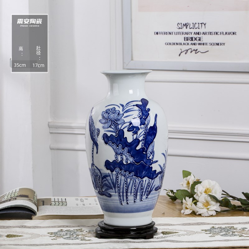 景德镇陶瓷器青花瓷浮雕花瓶玄关客厅博古架台面装饰品工艺品摆件