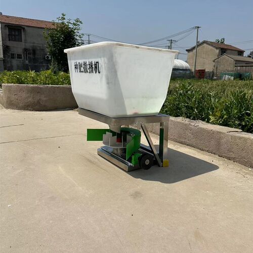 手扶拖拉机前置皮带传动撒肥机新款不锈钢施肥器农用撒播机扬肥器