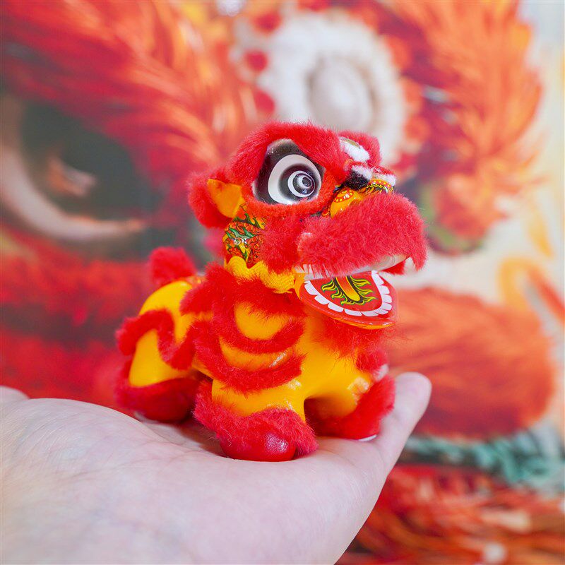 雄狮少年国潮醒狮狮子舞狮汽车车载中控小摆件装饰保平安招财摆件