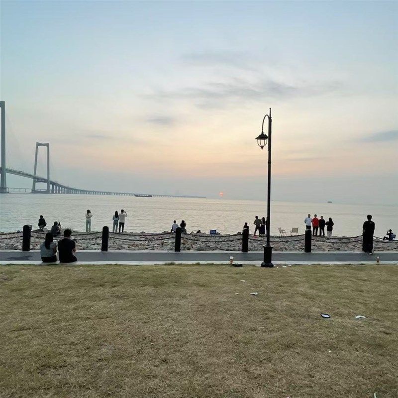 全铜太阳能柱头灯新中式别墅围墙大门柱子灯户外防水古铜色庭院灯