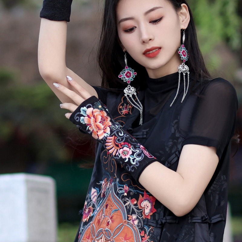 民族风气质女士显瘦袖套套手指绣花护手腕开车防晒手套