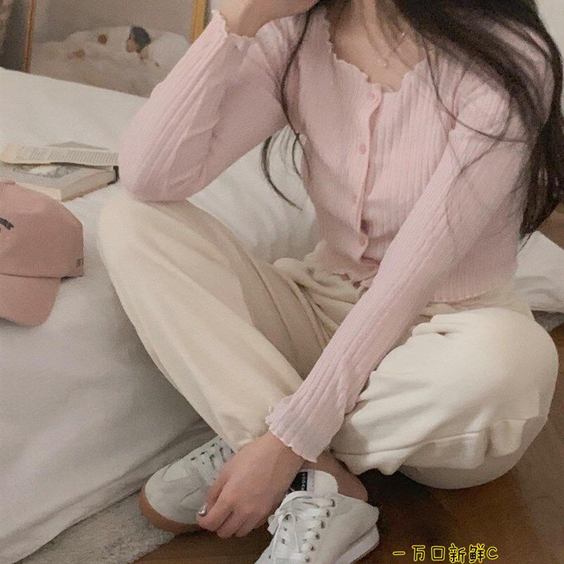一颗奶油桃子 浪漫春天~ 波浪边短款针织上衣粉色V领长袖毛衣开衫