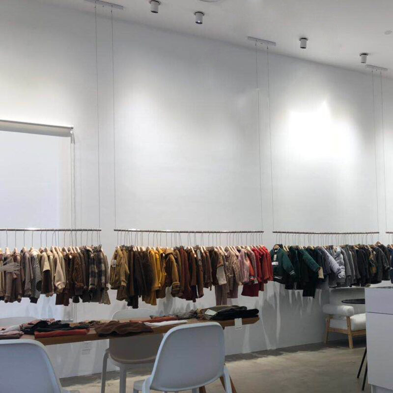 北欧衣架服装店吊顶悬挂衣架服装展示架衣服店铺挂衣杆壁挂吊衣杆