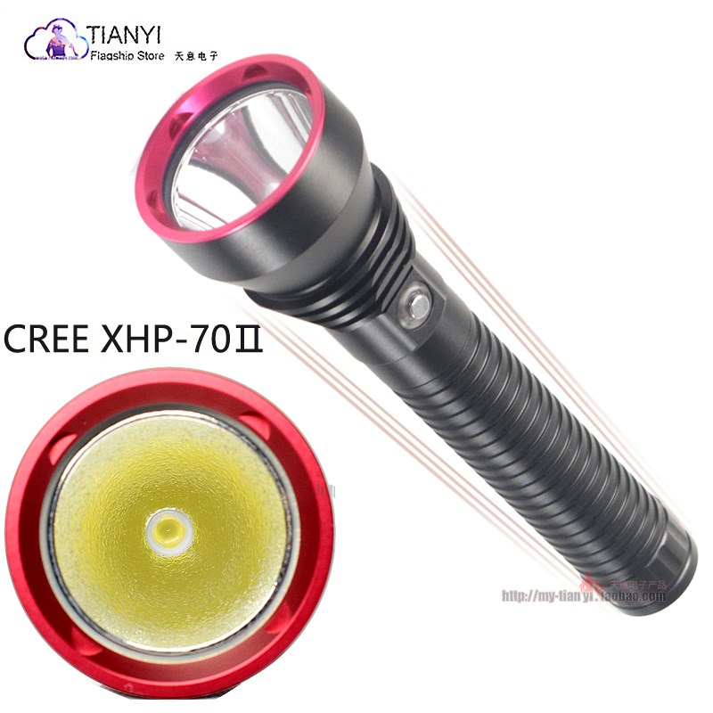 潜水超亮聚光灯8000LM CREE P70.2代强光防水手电筒 2节26650充电