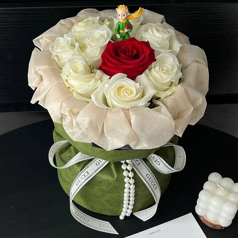 永生花小王子花束香皂花仿真花束送男友闺蜜高级61毕业节生日礼物