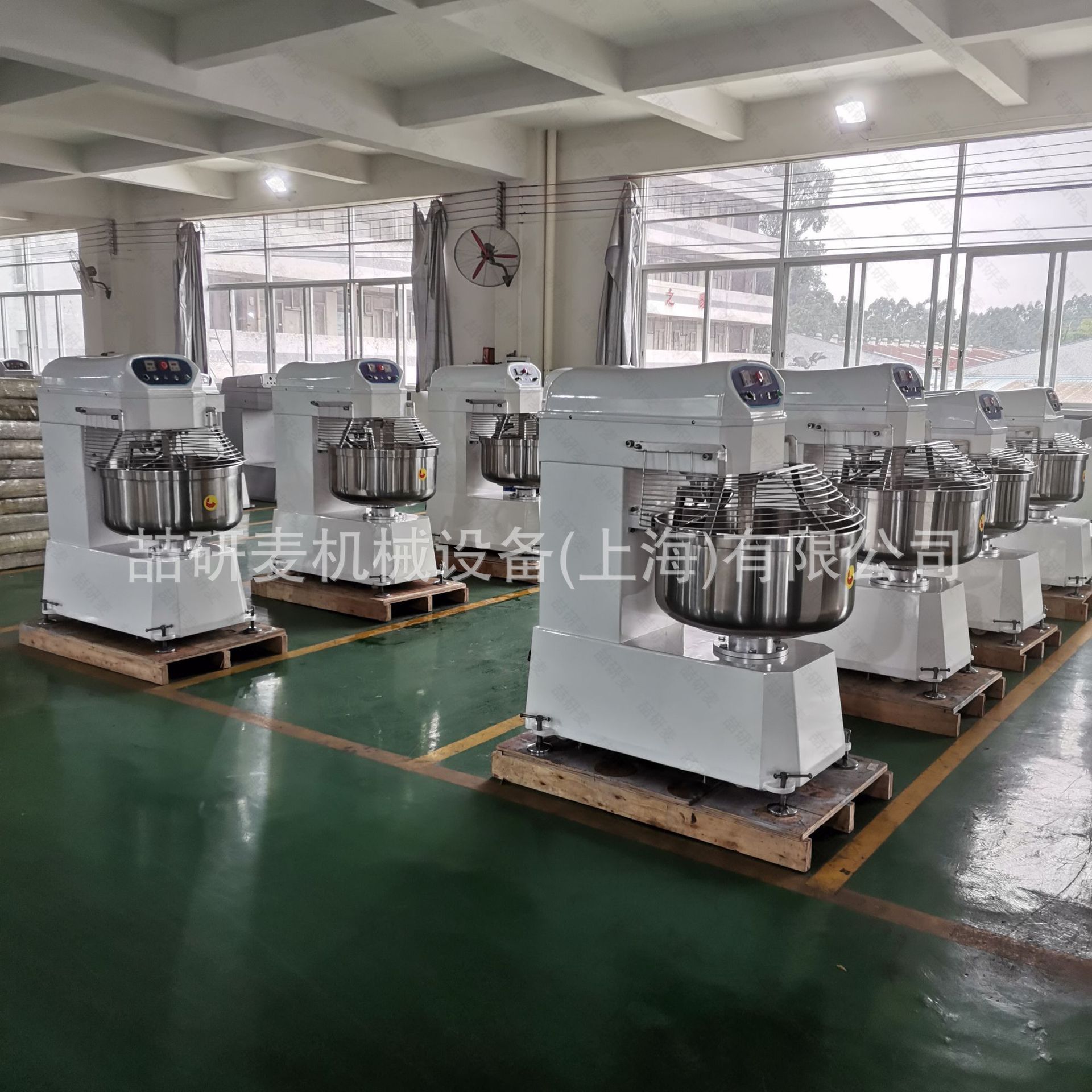 食品面粉厂用大型打面机 螺旋式快慢双速均匀搅拌打面团机