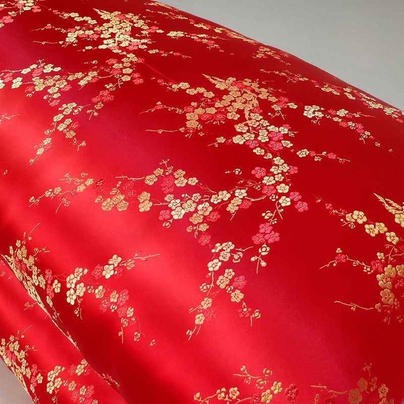 梅花蝴蝶布料diy丝绸绸缎汉服面料红色花图案真丝织锦缎被面缎子
