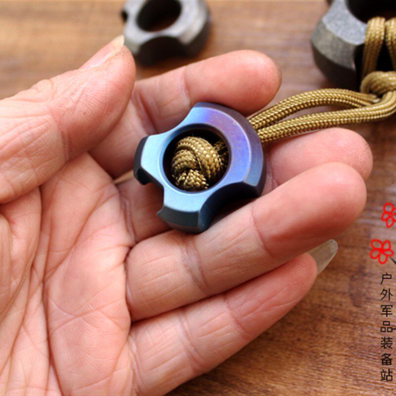 钛合金EDC刀坠伞绳挂坠,手机坠,拉链头,钥匙扣坠,饰品,开瓶器工具