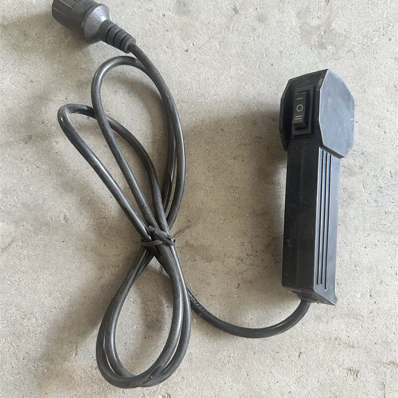 电动绞盘配件12V24V电瓶车载吊机遥控器3000磅4500磅带线手柄开关