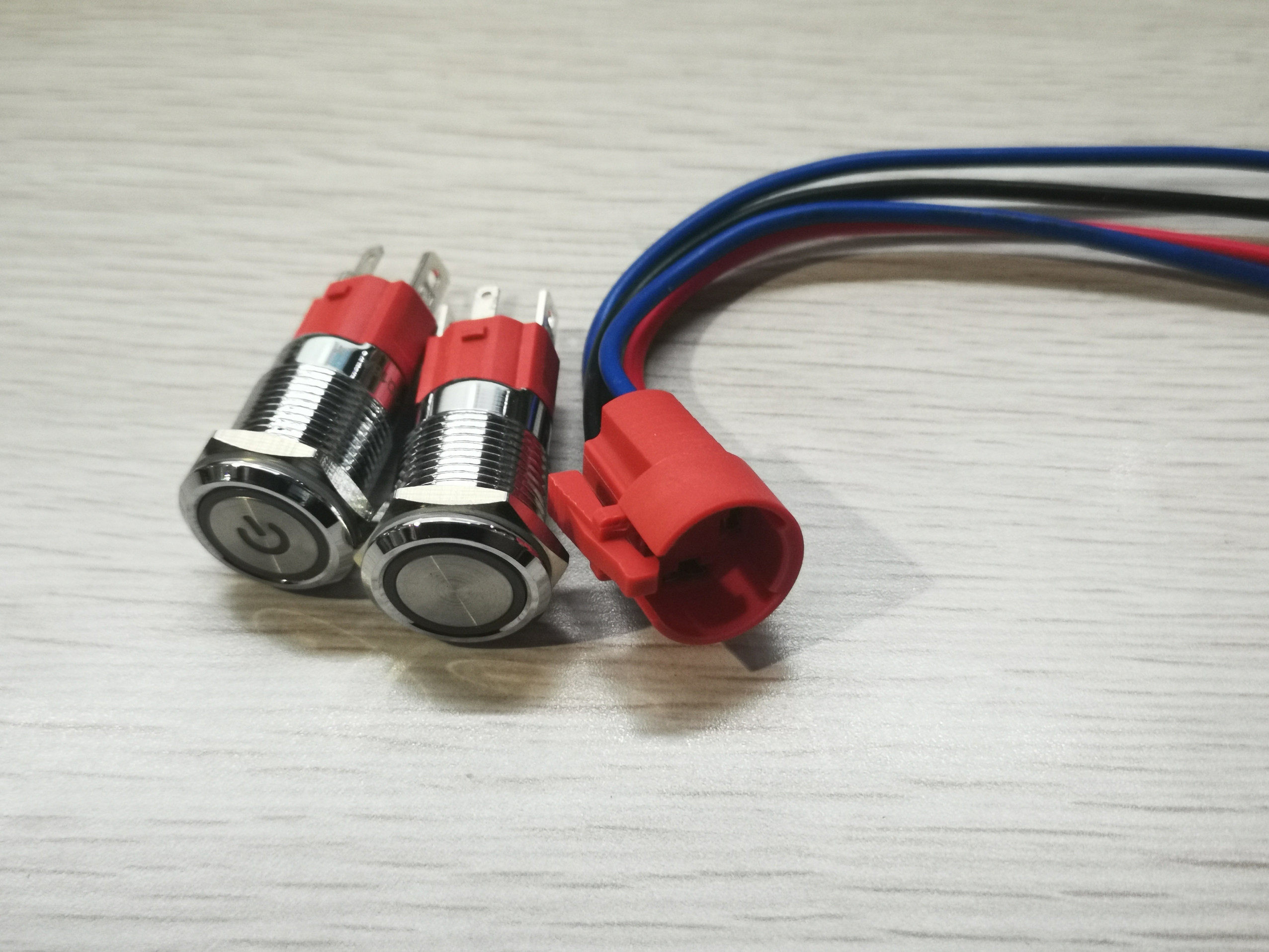 一佳金属YJ-GQ16A-10E自复环形带灯按钮自锁电源标志自锁开关16MM