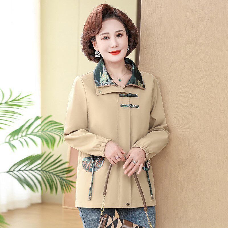 妈妈春秋装洋气外套女2024新款时尚短款风衣中老年人春季夹克上衣
