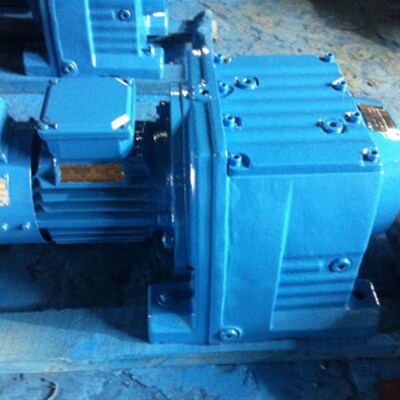 CRW37-16.59-Y1.5代替博能减速机 CRW47减速电机 CRW57齿轮箱