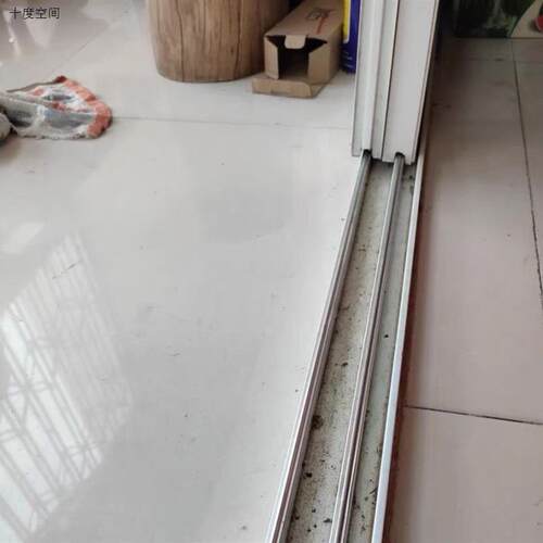 塑钢窗轨道修复条玻璃拉门导轨滑道下老式门窗配件凸槽滑轨滑道