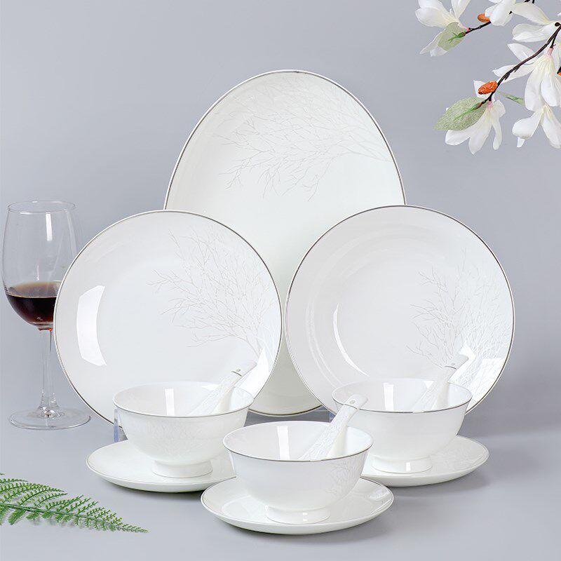 骨瓷餐具家用简约盘子菜盘家用深盘鱼盘牛排餐盘早餐盘陶瓷盘碟子