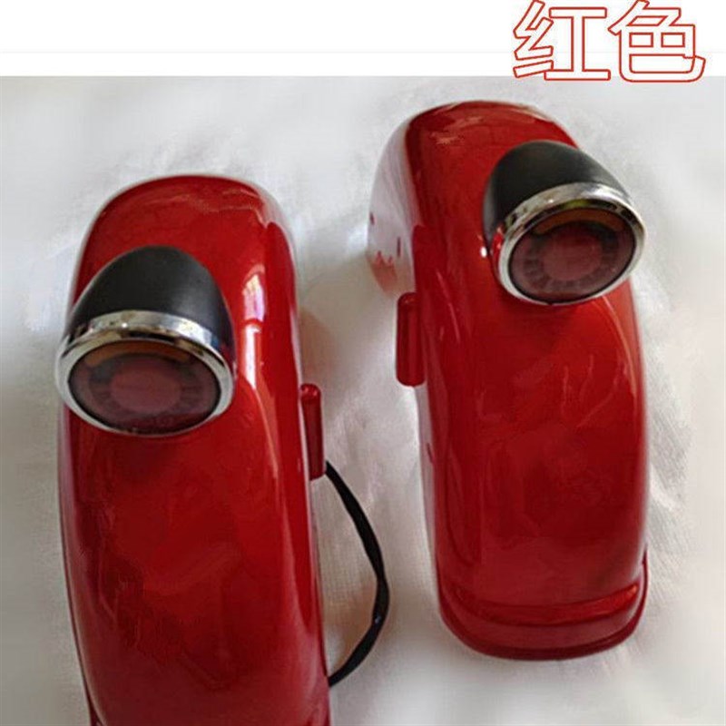 电动三轮车后挡泥板带灯挡泥板新款尾灯泥瓦转向灯刹车灯新款三轮
