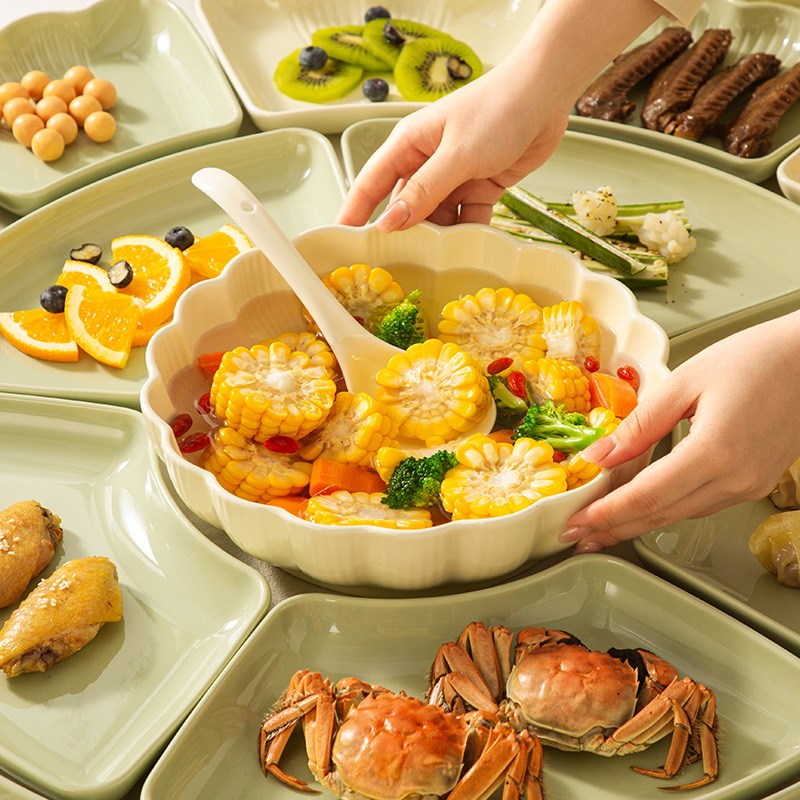 过年团圆陶瓷十八拼盘套装家用圆桌拼盘餐具组合吃年夜饭聚餐碗碟