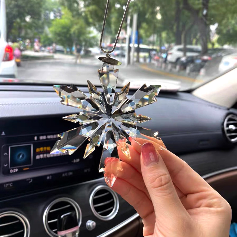 汽车挂件高档水晶车挂摆件冰雪圣诞雪花女士后视镜创意车饰品吊坠