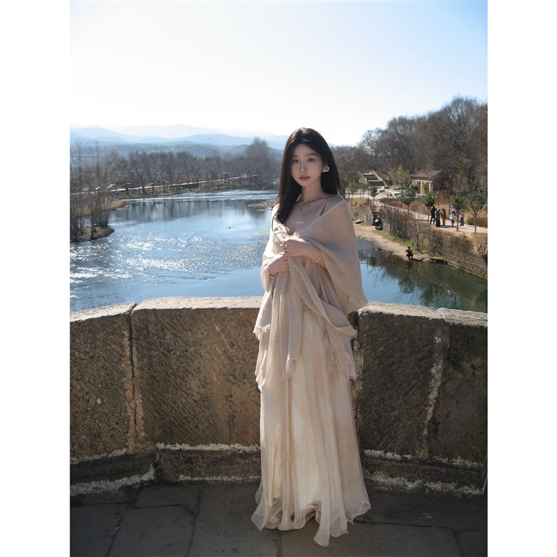 W51【披肩合集】清冷感旅游拍照围巾女薄文艺复古披肩丝巾纱巾春