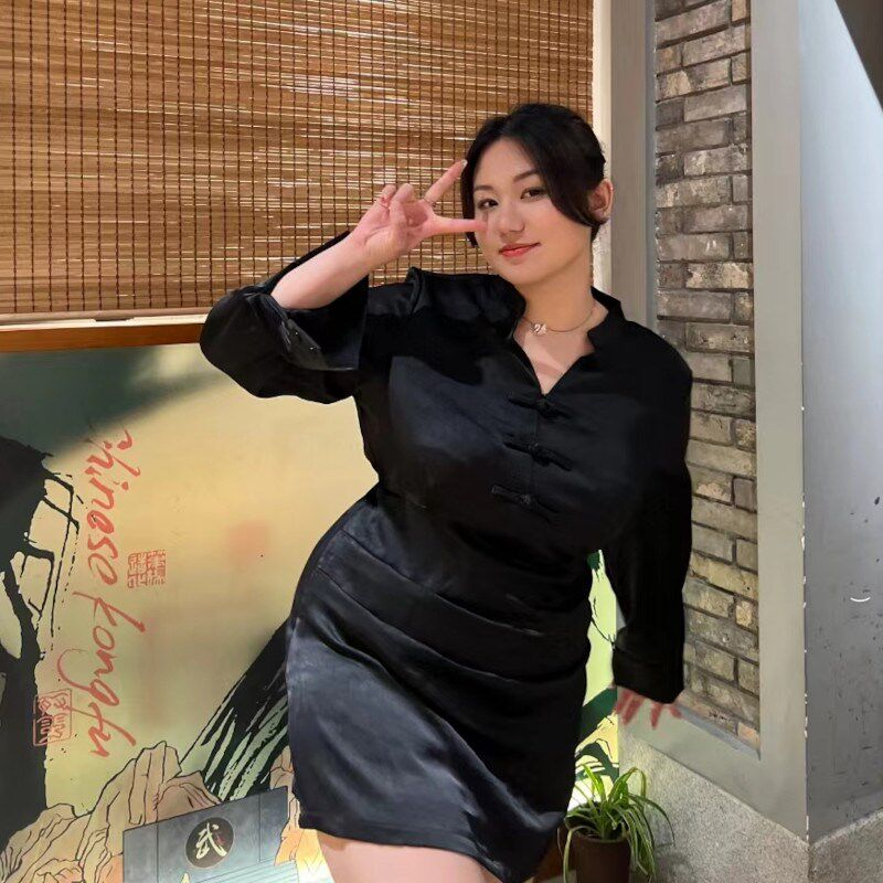 大码胖mm新中式盘扣V领连衣裙改良旗袍收腰小礼服微胖女孩穿搭春