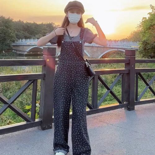 碎花牛仔背带裤女夏季新款宽松高腰显瘦休闲百搭直筒阔腿连体长裤