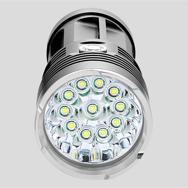 强光3/4/5/6/7/8/9/10/11核T6 LED 神级4节18650锂电池3档手电筒