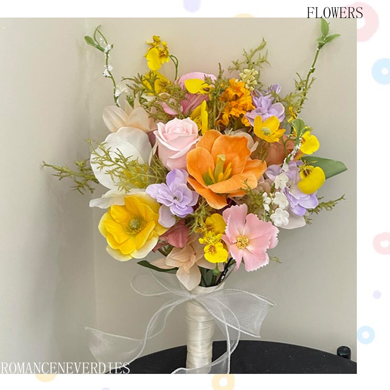 毕业季明媚手捧花成品彷真花创意毕业花束送朋友闺蜜订婚手捧花束