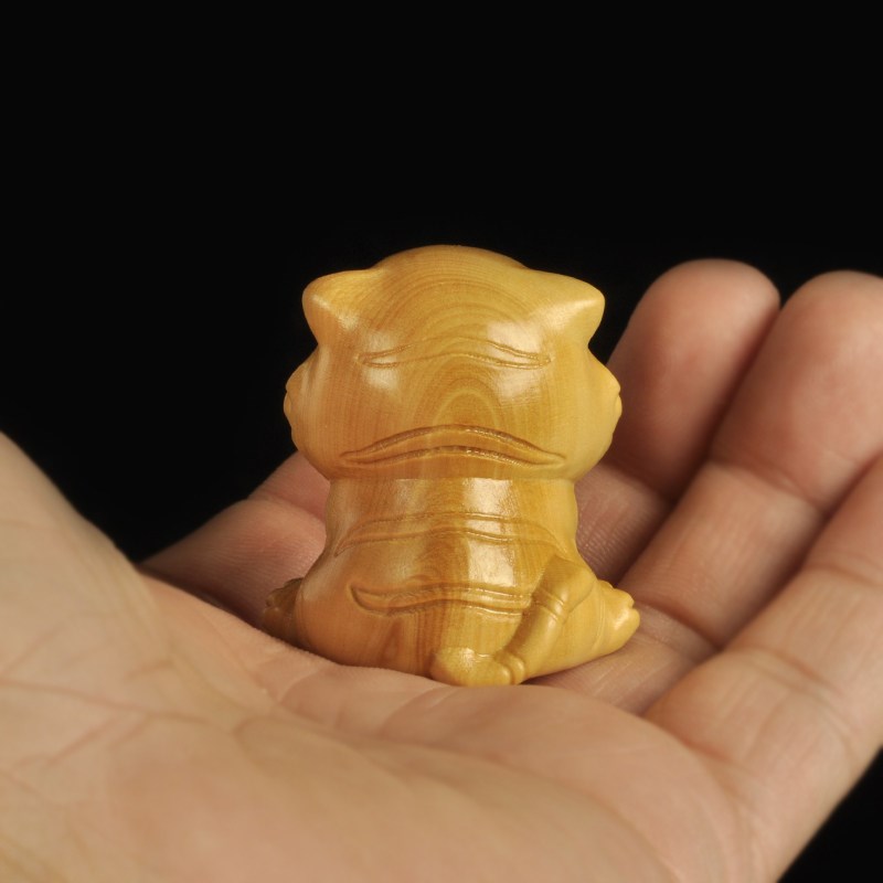 黄杨木生肖小萌虎钥匙扣 乐清黄杨木雕工艺品 新中式木雕汽车挂件
