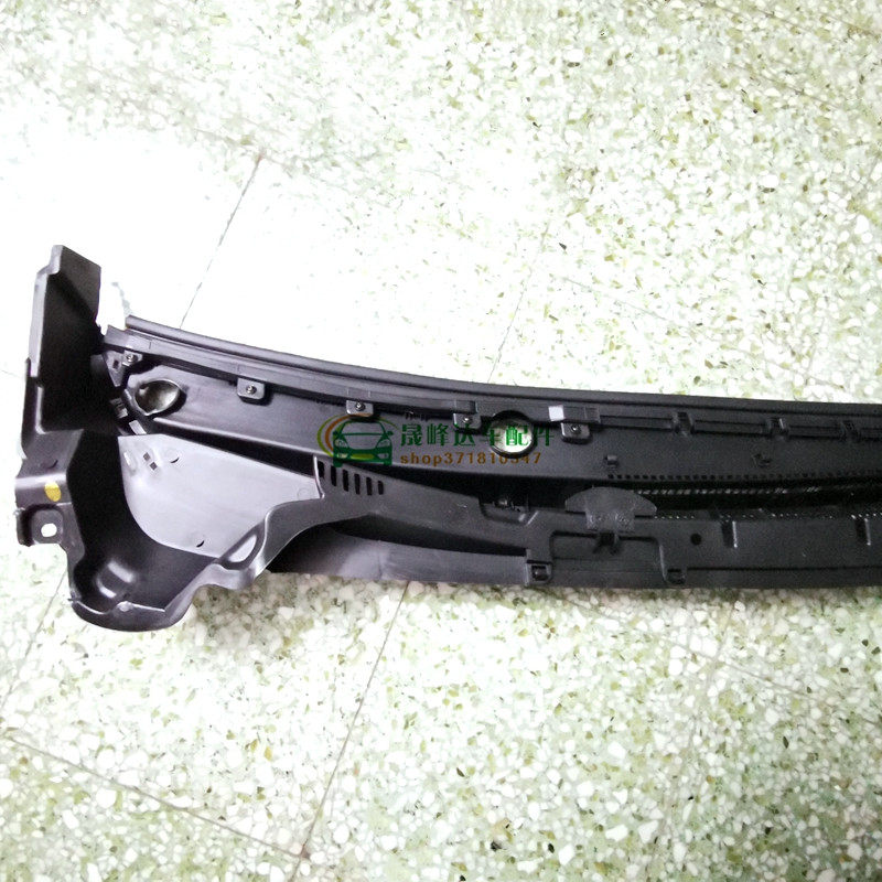 适用瑞纳索八朗动名图领动前挡风玻璃集水板前档饰板雨刮导流板原