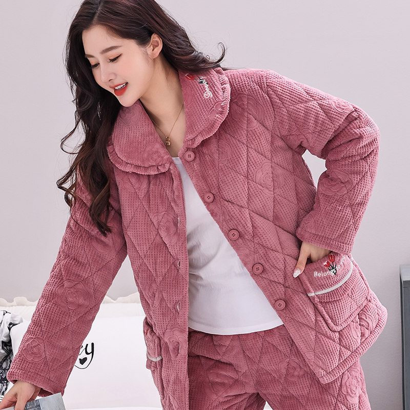 睡衣女士秋冬季三层加厚加绒夹棉袄中年妈妈款珊瑚绒家居服套装