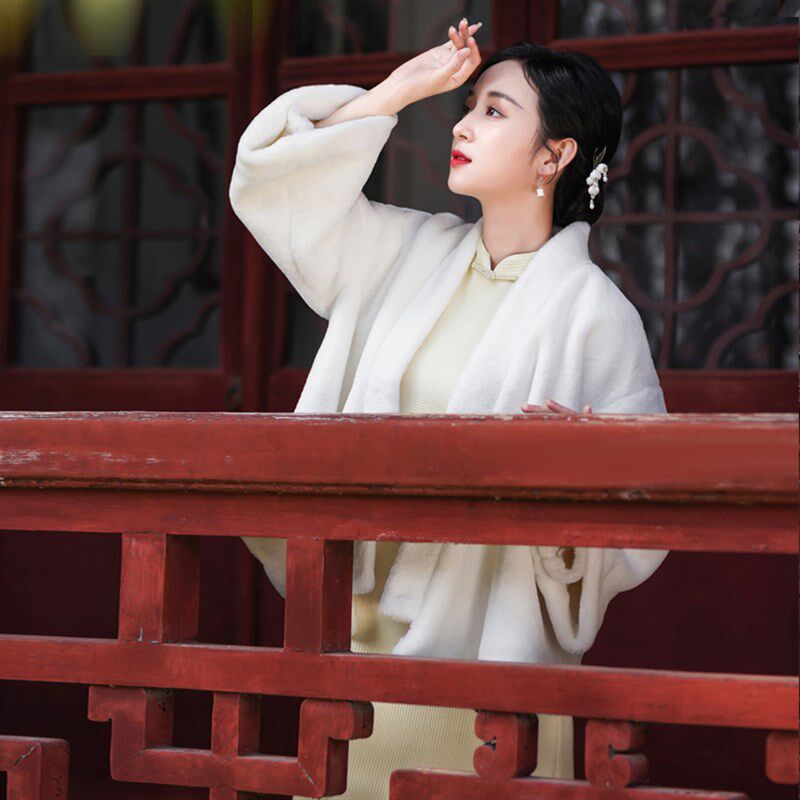 明珠 秋冬新款宽松显瘦复古搭配旗袍款汉服仿皮草貂毛开衫女外套