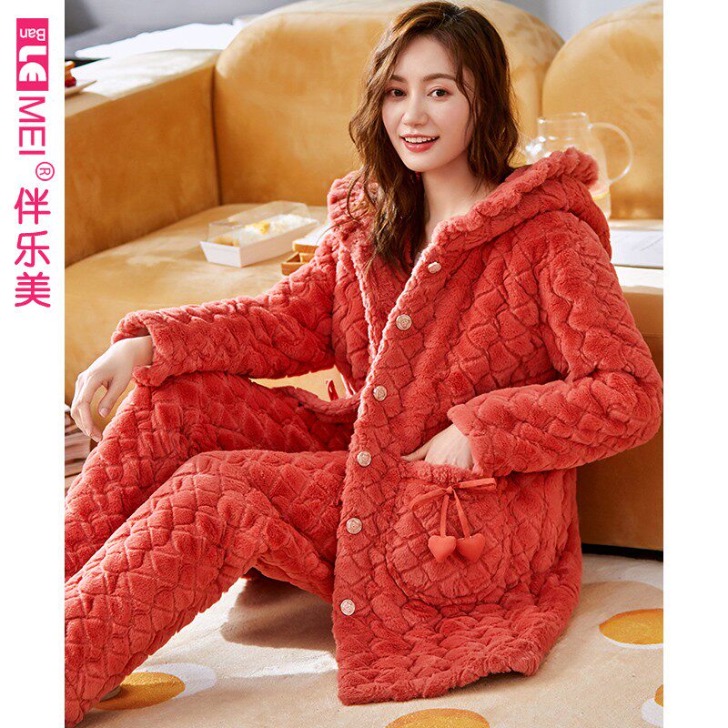 秋冬季睡衣女连帽珊瑚绒三层夹棉加厚加绒中长款法兰绒家居服套装