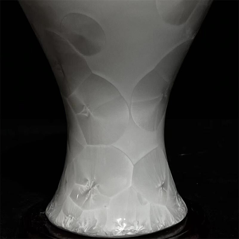 老瓷器清乾隆雪花白结晶釉高奢梅瓶文玩收藏中式客厅陶瓷摆件