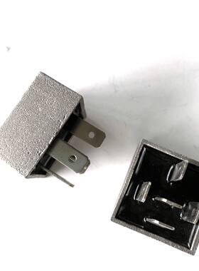 适用雷沃欧豹耕王沭河海山拖拉机发电机电子调节器12V24V