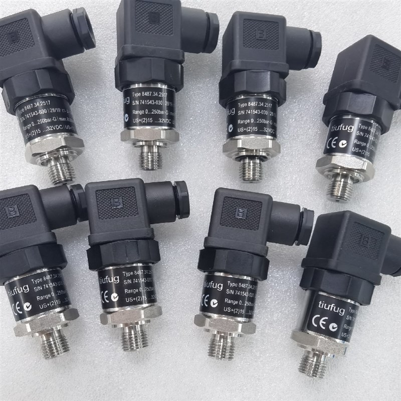 注塑机压力传感器 250bar 0-10V 1-6V 4-20mA 伺服机变送器包邮
