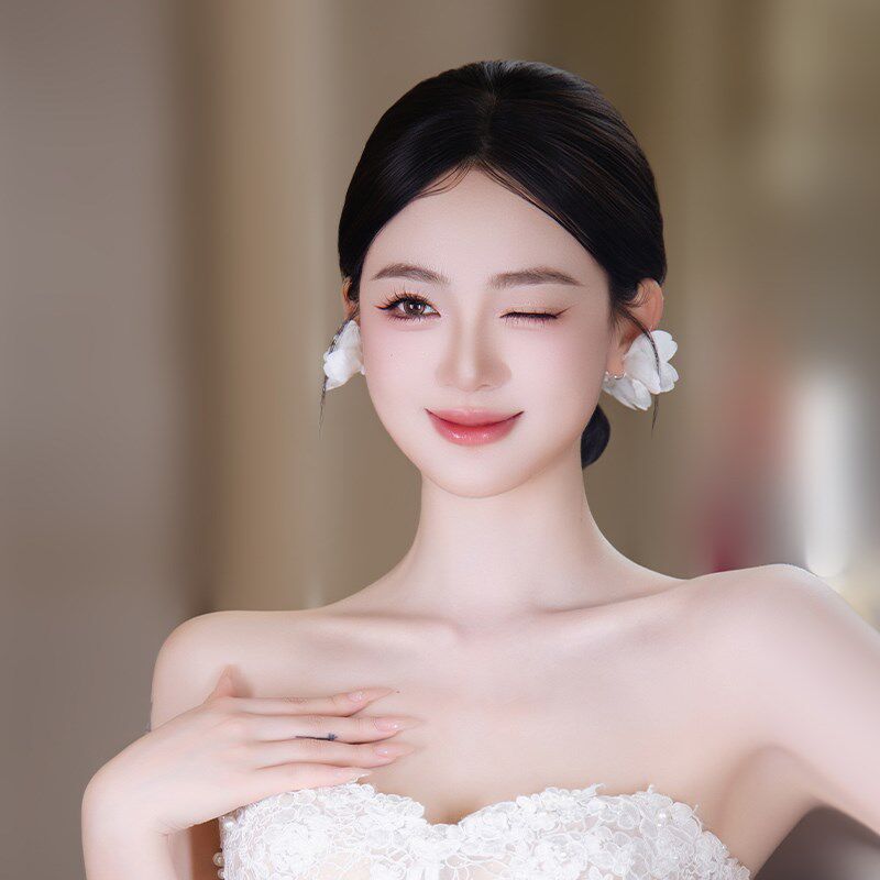 2025法式新娘覆古蕾丝简约森系手工花朵发带造型浪漫婚纱照相馆配