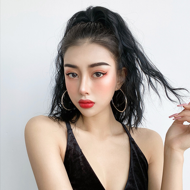 高马尾假发女发尾卷发抓夹式马尾超轻短款蓬松玉米烫辫子假发马尾