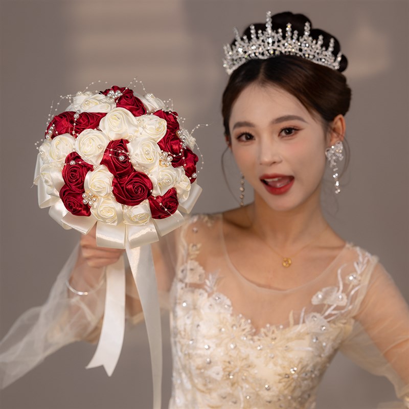 新娘手捧花婚纱DIY材料包仿珍花钻石捧花手工花新婚闺蜜结婚礼物