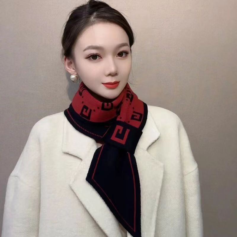 冬季围脖女护颈保暖围巾洋气加厚高档方巾新款披肩爆款脖子围挡