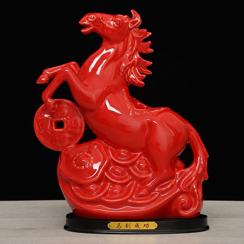 陶瓷红色马摆件风水招财十二生肖瓷器马工艺品客厅摆设装饰品