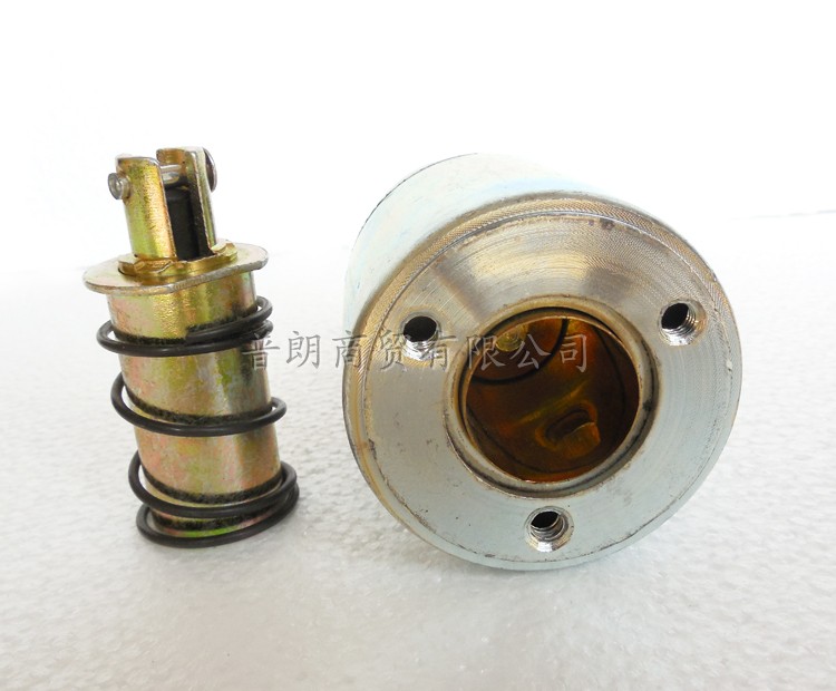 江苏恒力减速起动机马达电磁开关方头三孔磁力开关12/24V吸力包