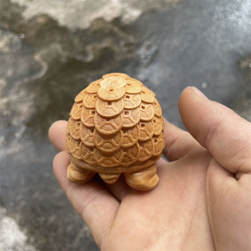崖柏木雕刻乌龟手把件男文玩把玩件招财金钱龟汽车小摆件富甲天下